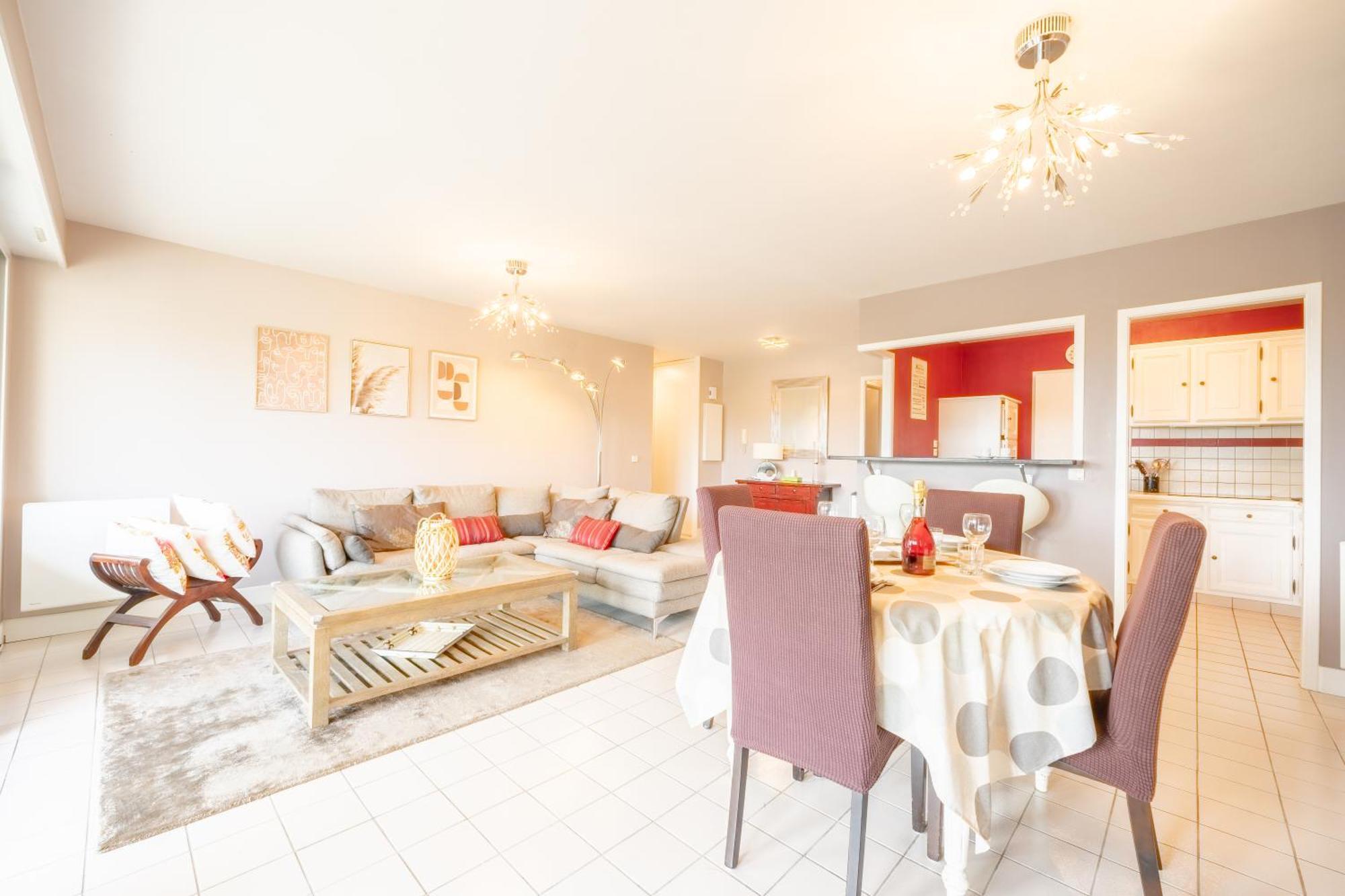 La Rochelle En Famille - 5 Personnes Apartment